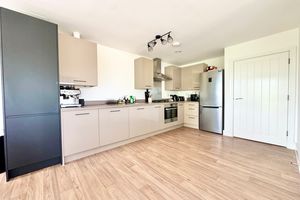 Kitchen- click for photo gallery